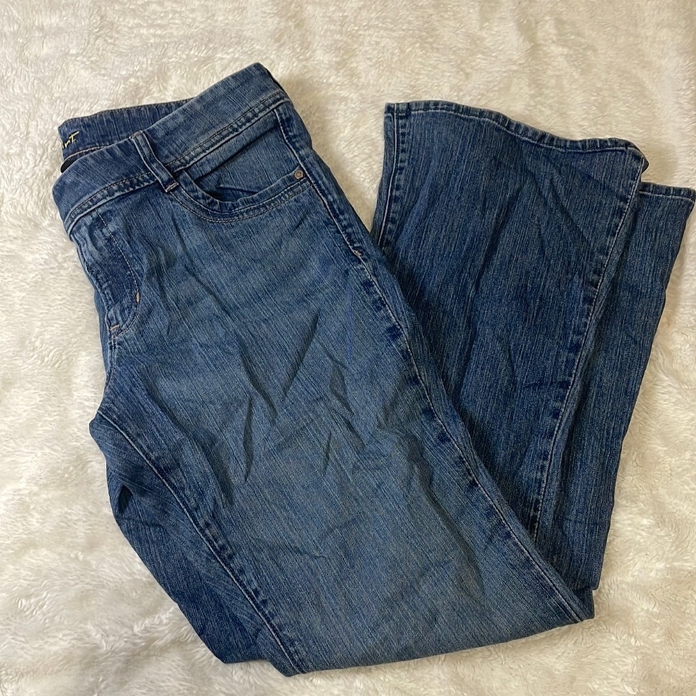 Old‎ Navy The Flirt Regular Mid-Rise Jeans